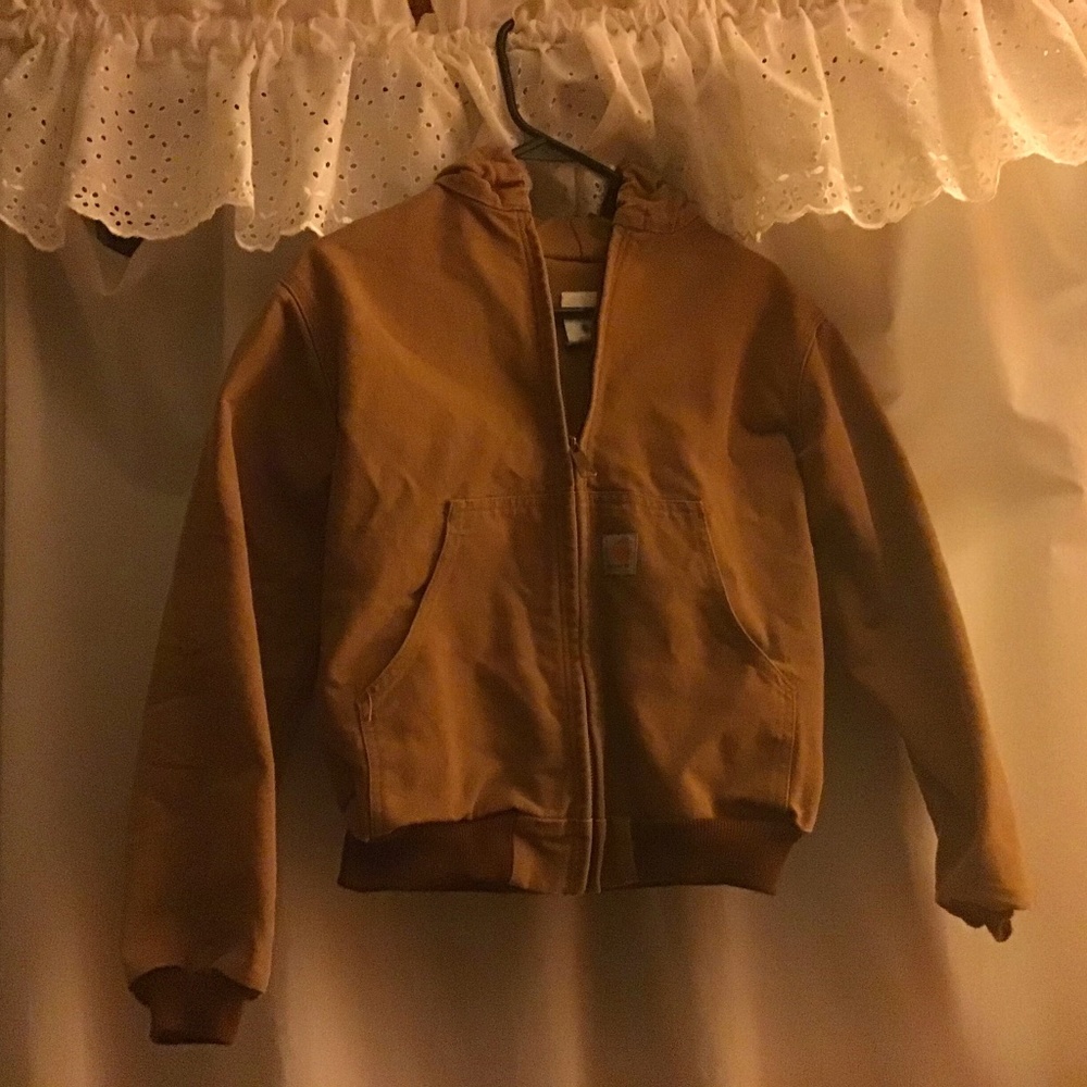 Carhartt brown coat.